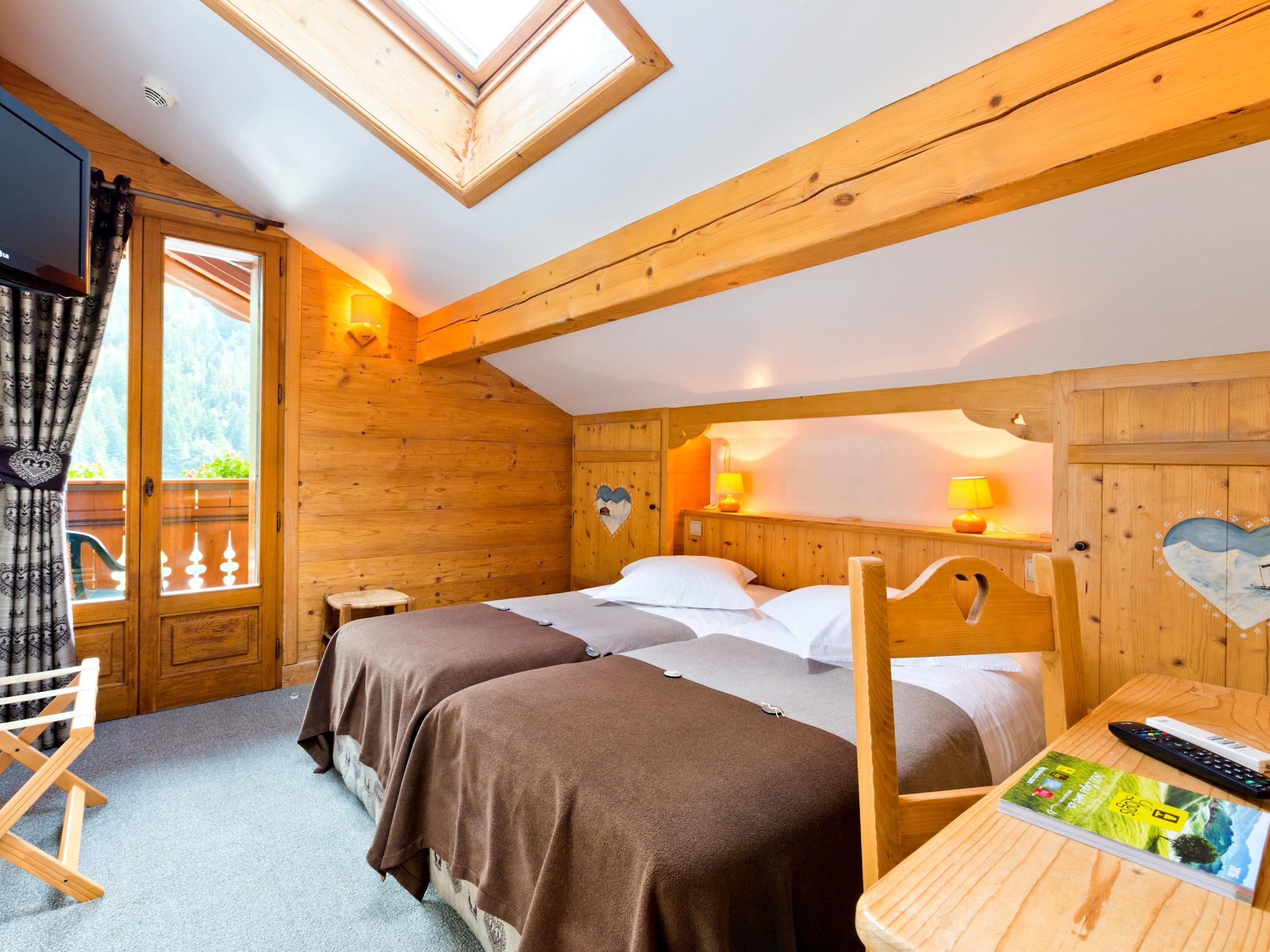 Logis La Croix-Saint-Maurice Le Grand-Bornand Exterior foto